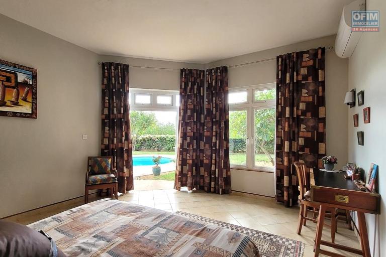 For sale &ndash; Charming villa with sea and mountain views in Tamarin