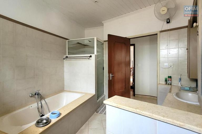 For sale &ndash; Charming villa with sea and mountain views in Tamarin