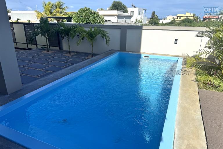 Flic-en-Flac &ndash; For rent: New 4-bedroom villa with swimming pool