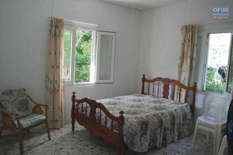 Flic en Flac, Mauritius &ndash; For sale: pleasant 4-bedroom villa located in a quiet, residential area, just 2 minutes from the beach and shops.