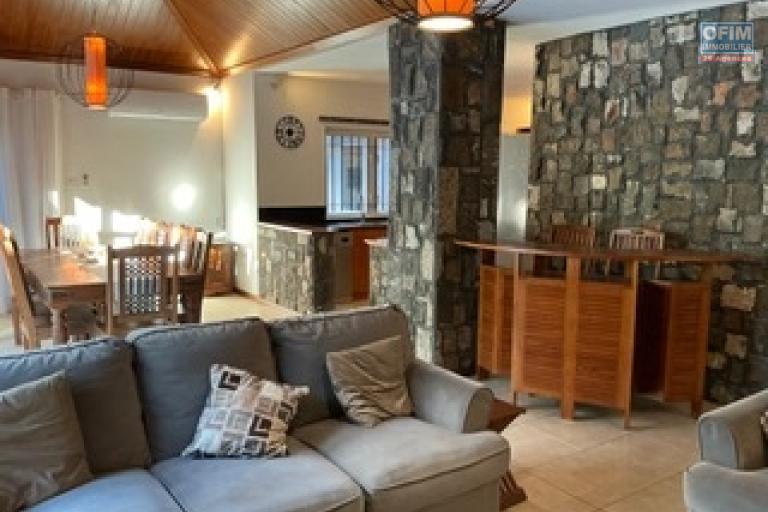 FOR RENT – Grand Baie – Charming villa with landscaped garden and swimming pool – Mauritius