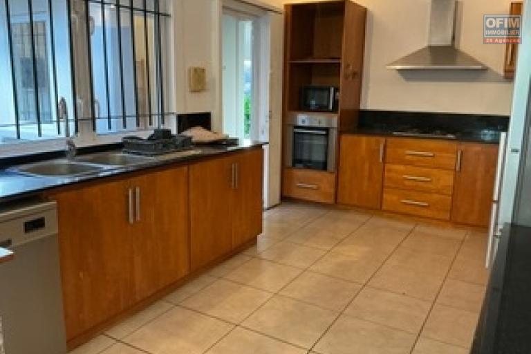 FOR RENT – Grand Baie – Charming villa with landscaped garden and swimming pool – Mauritius