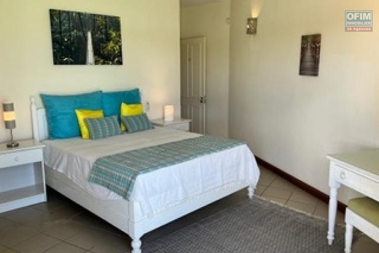 For rent &ndash; Superb 3-bedroom apartment facing the sea &ndash; Grand Baie