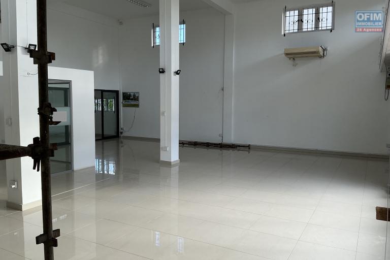 COMMERCIAL PREMISES FOR RENT &ndash; GRAND BAIE &ndash; 121 M&sup2;