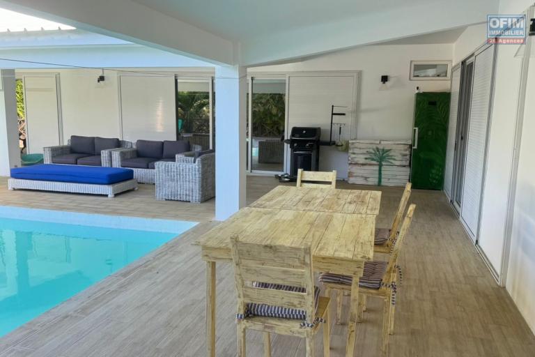 FOR RENT / Large 3-bedroom villa with annex (2 bedrooms) and 2100 m2 of garden / CALODYNE - Mauritius
