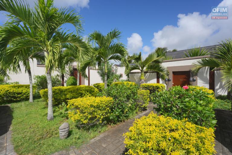 For sale: magnificent villa in a residence accessible to foreigners in Grand Baie, La Salette.