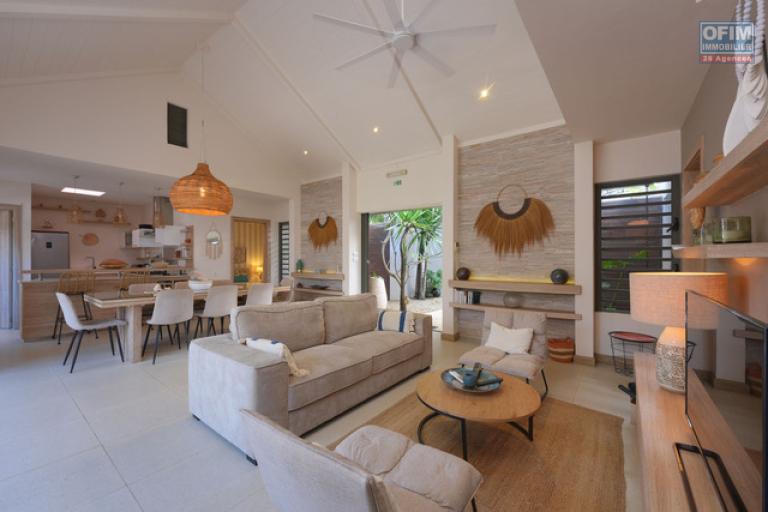 For sale: magnificent villa in a residence accessible to foreigners in Grand Baie, La Salette.