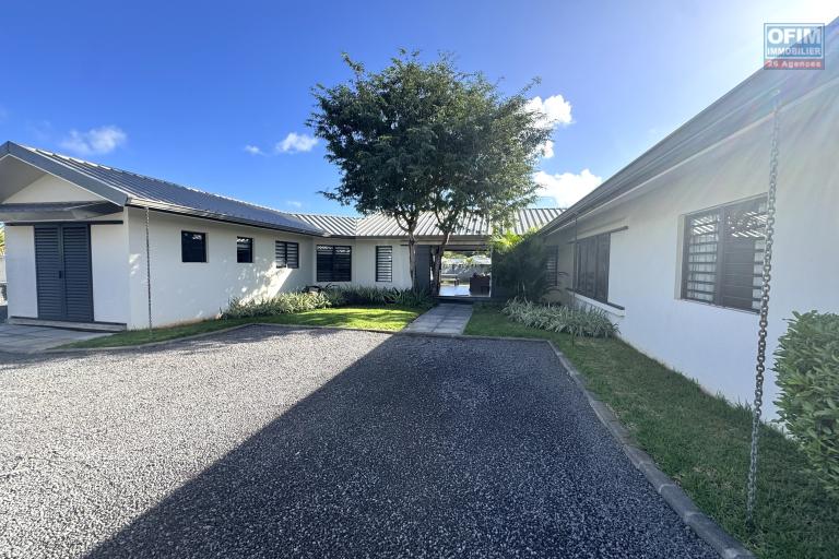 TAMARIN Mauritius – Beautiful, recently built 3-bedroom villa with swimming pool