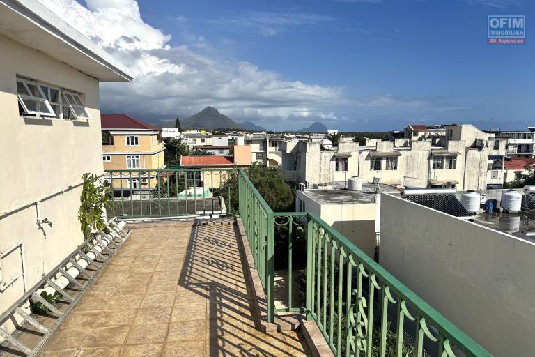 Flic-en-Flac, Mauritius – 3 Bedroom Apartment with Garage and Ocean View