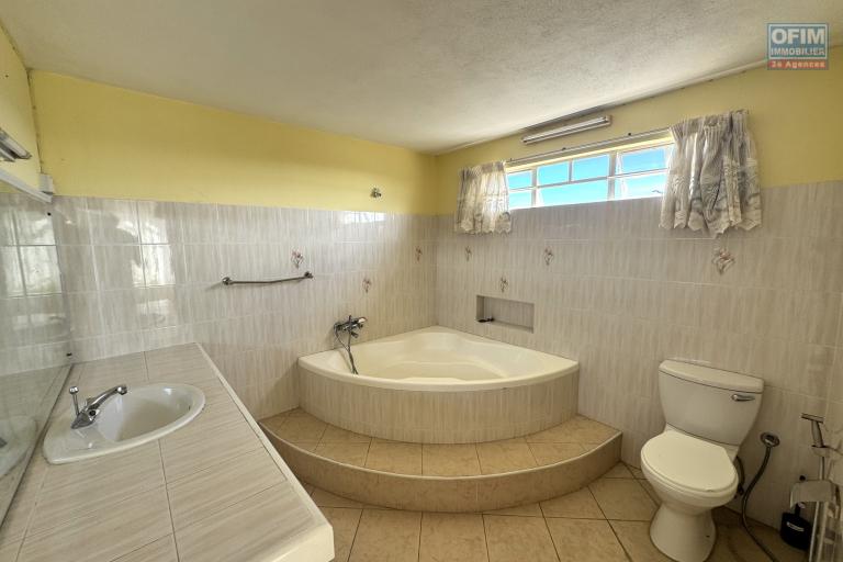 Flic-en-Flac, Mauritius – 3 Bedroom Apartment with Garage and Ocean View