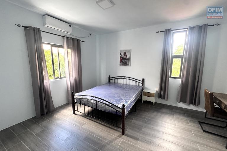 New duplex for rent in Flic en Flac, 3 bedrooms, close to the beach and amenities