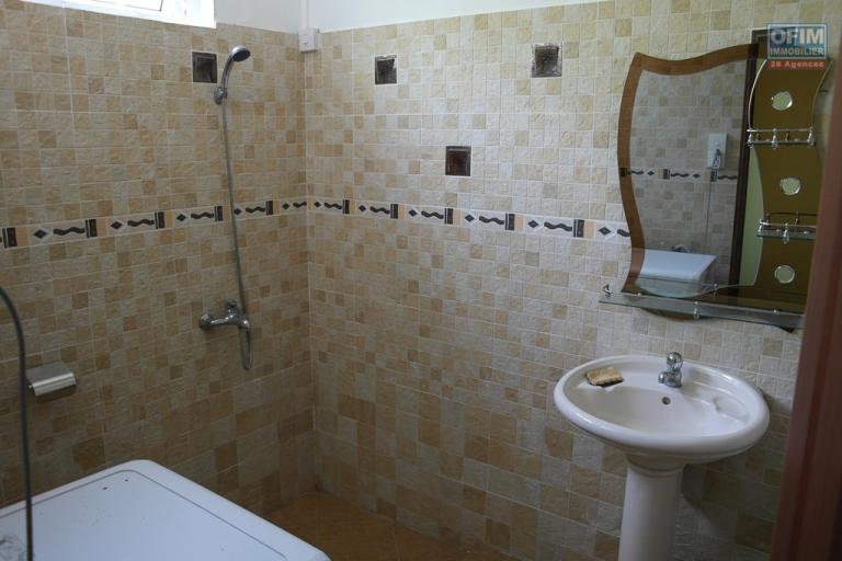 Flic en Flac, Mauritius: 1-bedroom apartment for rent in a quiet upper-level villa.