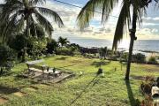 EXCLUSIVE &ndash; FLIC EN FLAC &ndash; RARE FIND BY THE SEA