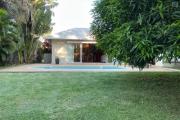 FOR RENT – Grand Baie – Charming villa with landscaped garden and swimming pool – Mauritius