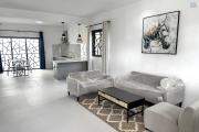 New duplex for rent in Flic en Flac, 3 bedrooms, close to the beach and amenities