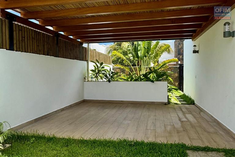 Villa F4 avec piscine Vivez dans le luxe et le confort proche centre commercial de la Croisette de Grand Baie dans un lotissement priv&eacute; Bois Chandelle.