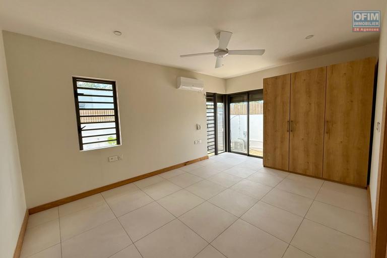 Villa F4 avec piscine Vivez dans le luxe et le confort proche centre commercial de la Croisette de Grand Baie dans un lotissement priv&eacute; Bois Chandelle.