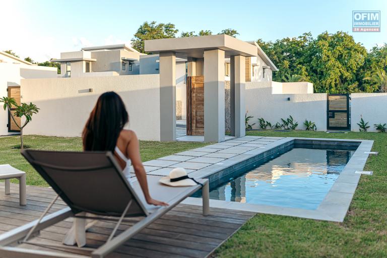 Tamarin vente villa 4 chambres avec piscine accessible aux étrangers situé au cœur de la Smart City de Tamarin à 5 minutes de la plage.
