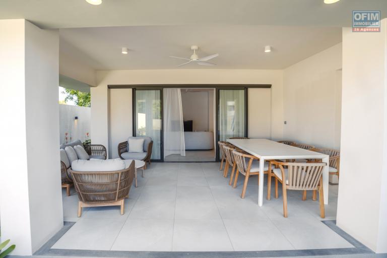 Tamarin vente villa 4 chambres avec piscine accessible aux étrangers situé au cœur de la Smart City de Tamarin à 5 minutes de la plage.