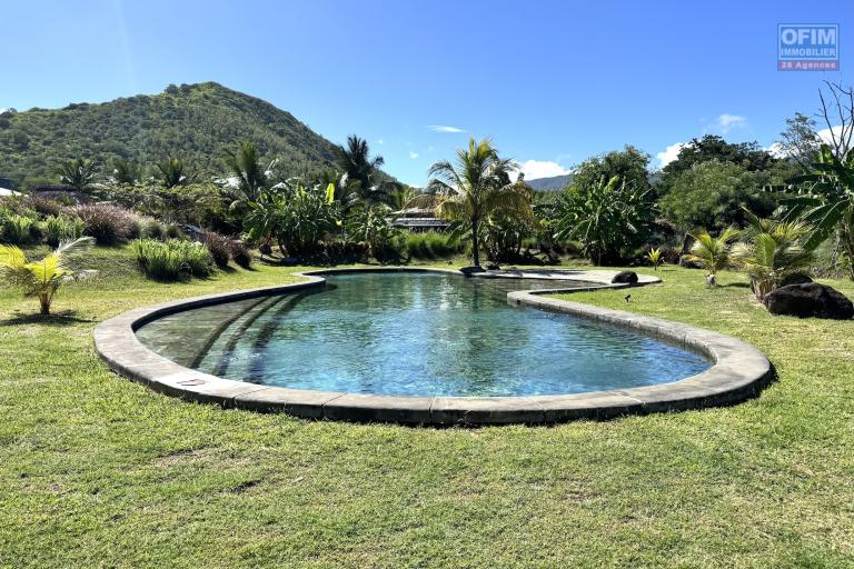 Île Maurice – Rivière Noire : En vente villa de standing accessible aux étrangers avec piscine privée