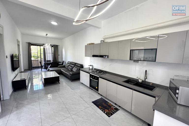 Albion Appartement 2 chambres avec piscine, situ&eacute; au premier &eacute;tage, au calme