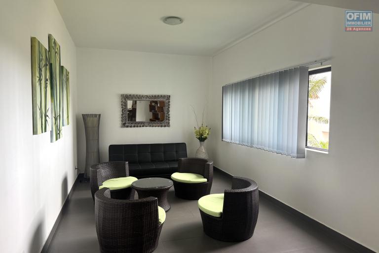 Flic en Flac Superbe Appartement Meublé à Vendre dans une Résidence Sécurisée avec Piscine