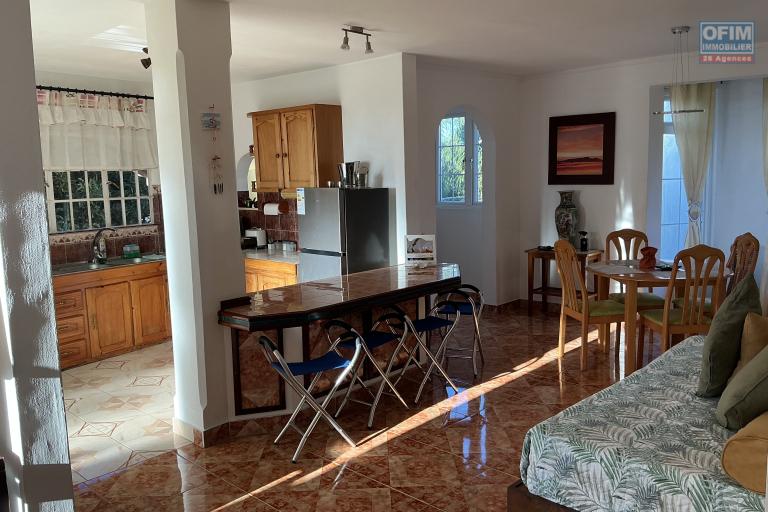 &Agrave; LOUER &ndash; Superbe appartement 2 chambres &agrave; Trou aux Biches