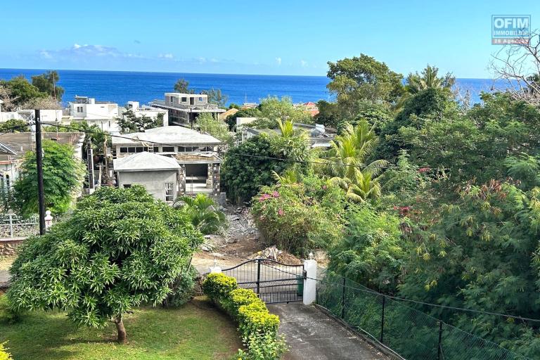 Île Maurice – Flic en Flac Charmant appartement à Louer avec Vue sur la Mer