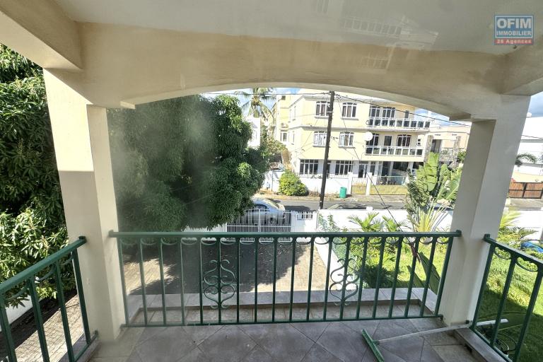 Flic-en-Flac Ile Maurice &ndash; Appartement 3 Chambres avec Garage et Vue Oc&eacute;an