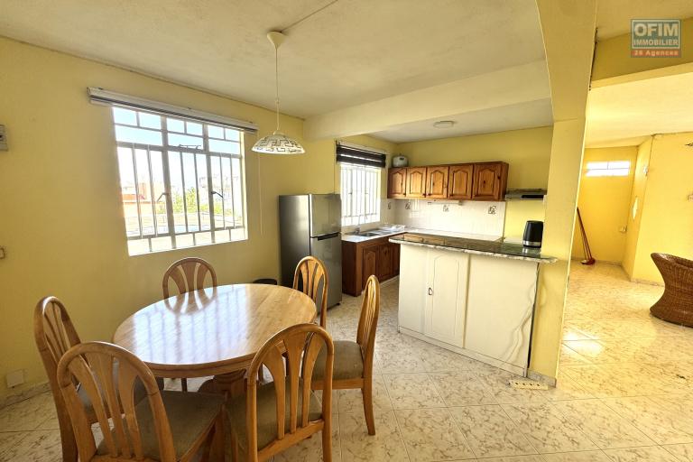 Flic-en-Flac Ile Maurice &ndash; Appartement 3 Chambres avec Garage et Vue Oc&eacute;an