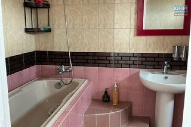 &Agrave; VENDRE &ndash; Triplex avec vue mer &agrave; Barachois 3, Melville