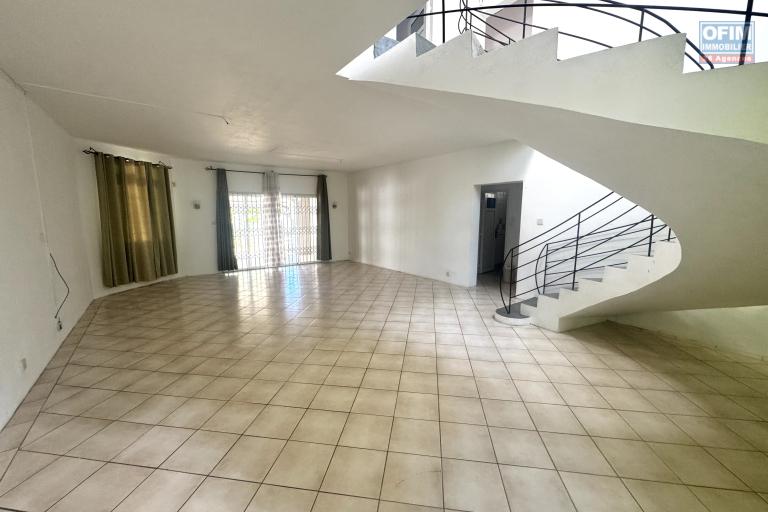 &Agrave; louer &agrave; Flic en Flac ile Maurice &ndash; Spacieuse villa de 5 chambres avec garage, proche de la plage