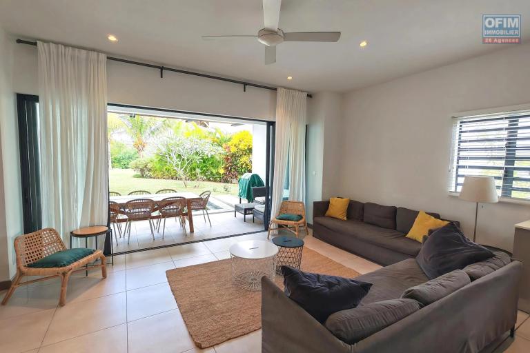 Rivi&egrave;re Noire, &Icirc;le Maurice &ndash; Superbe Duplex de Prestige avec Piscine Priv&eacute;e et Acc&egrave;s Rivi&egrave;re &ndash; R&eacute;serv&eacute; aux Acheteurs Mauriciens