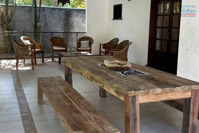 Grande villa familiale de charme &agrave; Goodlands Petit village &ndash; 300 m&sup2; sur un terrain de 844 m&sup2;