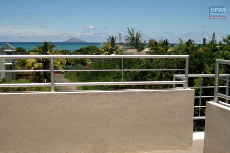 Studio rooftop avec vue panoramique sur le lagon – Calodyne