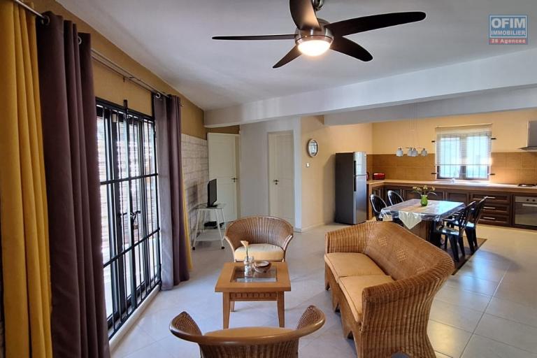 Superbe appartement de 130 m&sup2; avec piscine et jardin  &agrave; Calodyne. 3 chambres (disponible au 01er aout)