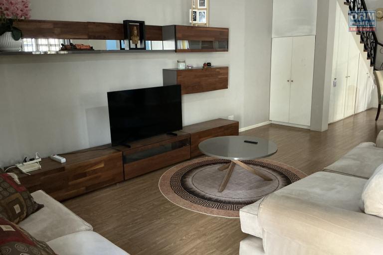 A LOUER a Pereybere, maison 3 chambres a coucher avec piscine, dans r&eacute;sidence s&eacute;curis&eacute;e