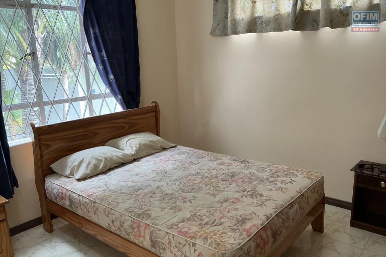 &Agrave; louer &ndash; Studio meubl&eacute; 1 chambre &agrave; P&eacute;reyb&egrave;re &icirc;le Maurice