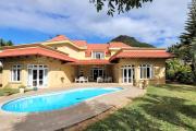 &Agrave; vendre &ndash; Villa de caract&egrave;re avec vue mer et montagne &agrave; Tamarin