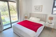 Tamarin &ndash; &Agrave; louer : Superbe villa contemporaine 4 chambres avec piscine, proche de tout