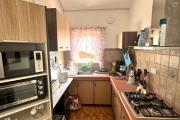 ALBION &ndash; &Agrave; VENDRE &ndash; Spacieuse villa familiale avec appartement ind&eacute;pendant, piscine et garage