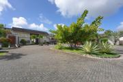 A vendre magnifique villa dans une residence accessible aux etrangers &agrave; Grand Baie, La Salette.