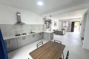 Flic en Flac à louer duplex neuf, 3 chambres proches plage et commodités
