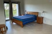 &Agrave; louer &ndash; Superbe appartement 3 chambres en suite avec piscine et jardin &agrave; Grand Baie