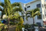 &Agrave; louer &ndash; Superbe appartement 3 chambres en suite avec piscine et jardin &agrave; Grand Baie