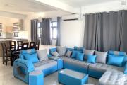Flic en Flac &agrave; louer agr&eacute;able et r&eacute;cent appartement 2 chambres situ&eacute; aux deuxi&egrave;me et dernier &eacute;tages sans ascenseur au calme &agrave; 200 m de la plage