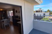 Studio rooftop avec vue panoramique sur le lagon – Calodyne