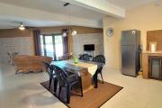 Superbe appartement de 130 m&sup2; avec piscine et jardin  &agrave; Calodyne. 3 chambres (disponible au 01er aout)