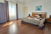 Superbe appartement de 130 m&sup2; avec piscine et jardin  &agrave; Calodyne. 3 chambres (disponible au 01er aout)