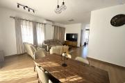 Flic en Flac Ile Maurice &ndash; Superbe appartement r&eacute;cent de 3 chambres avec piscine et garage